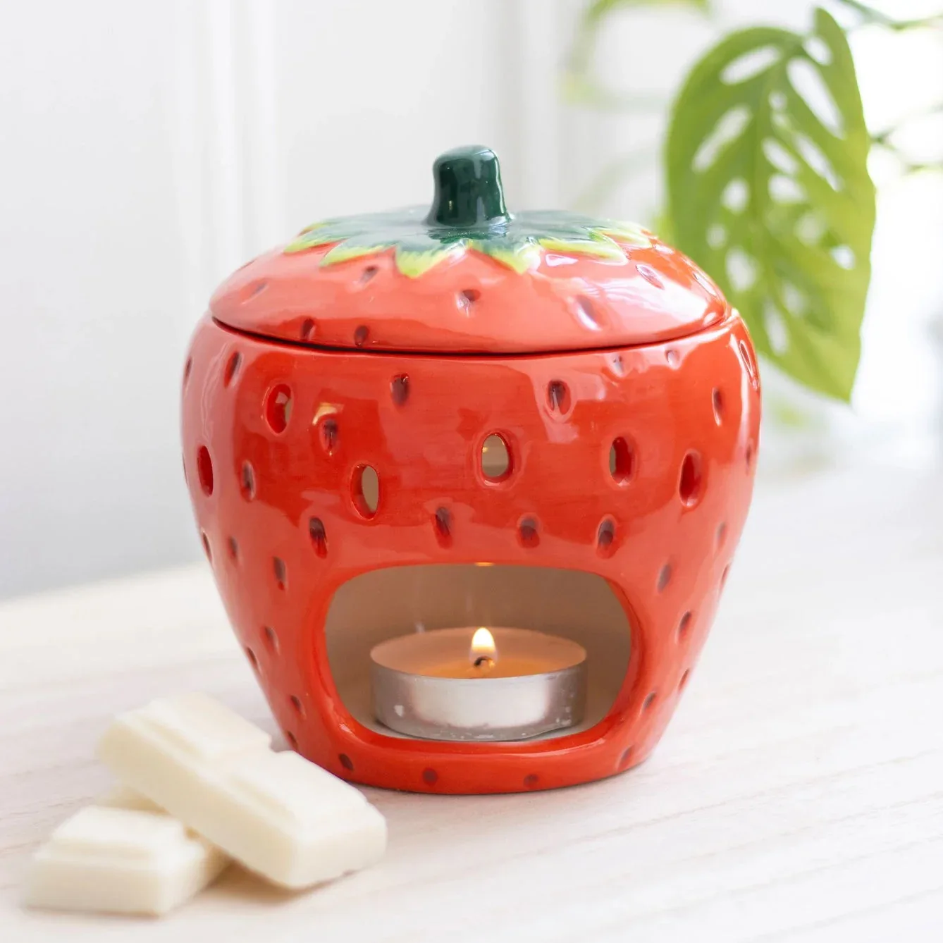 Strawberry Oil Burner - Image 2