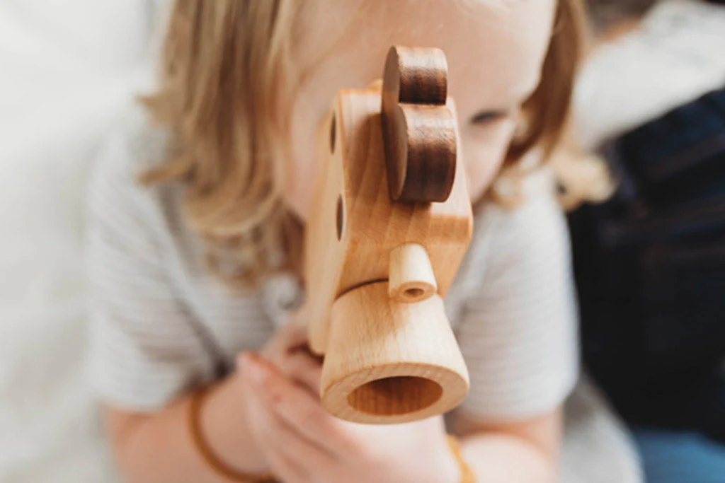 Super 8 Wooden Toy Camera - Image 7