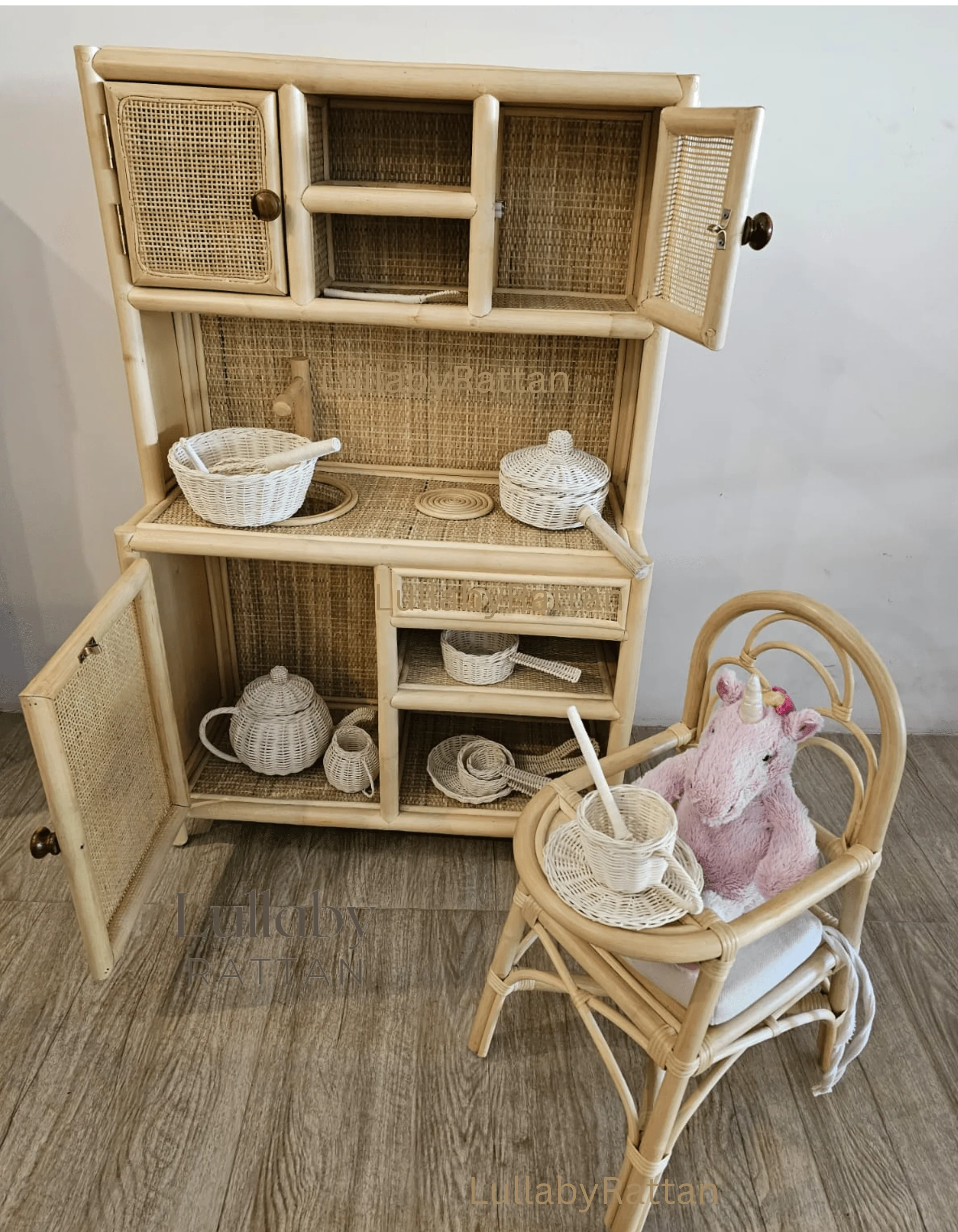 Sweet Moments Rattan Doll High Chair - Image 4