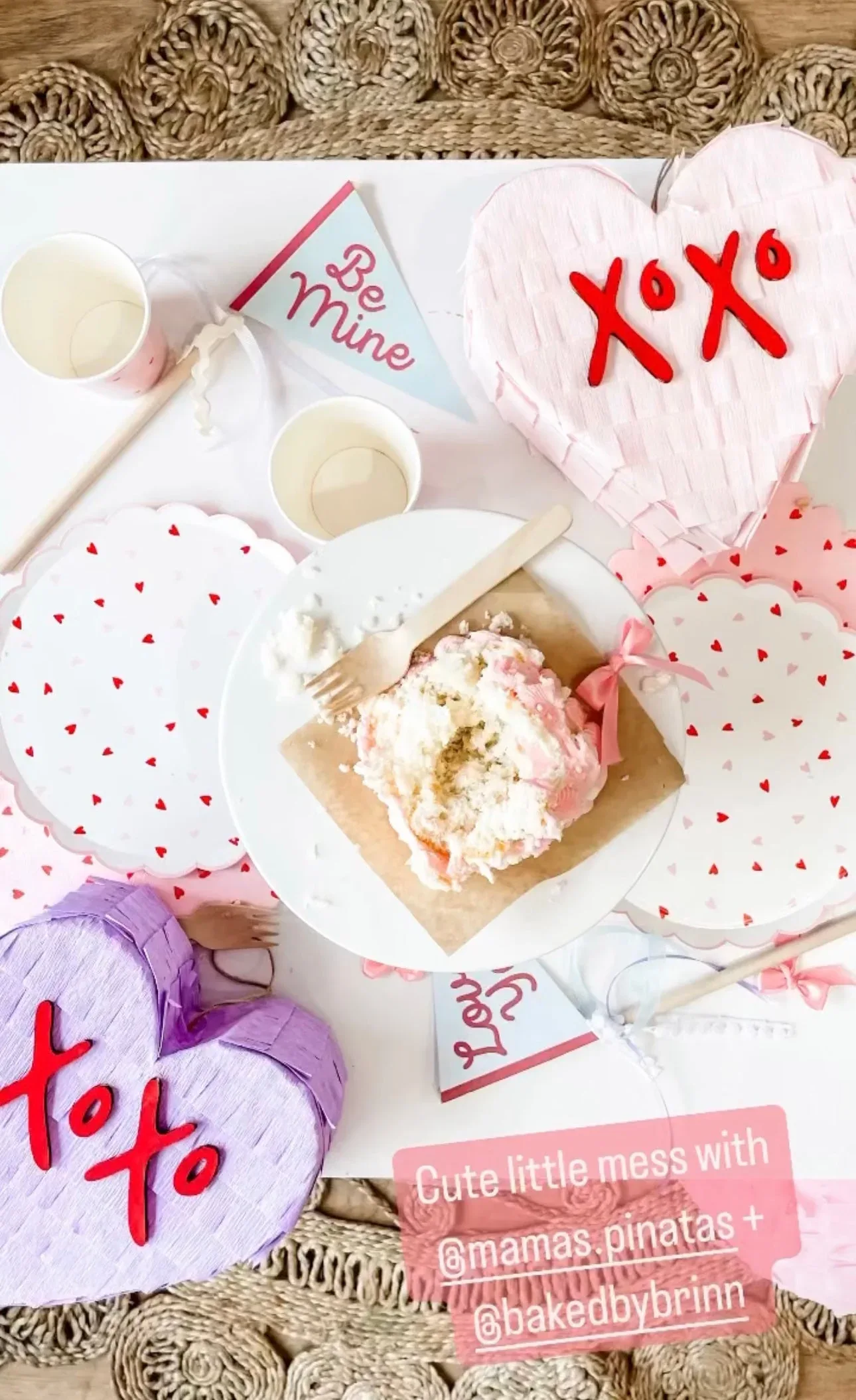 Sweetheart Valentine's Piñata – Enchanting, Ideal for Love-Filled Celebrations - Image 4
