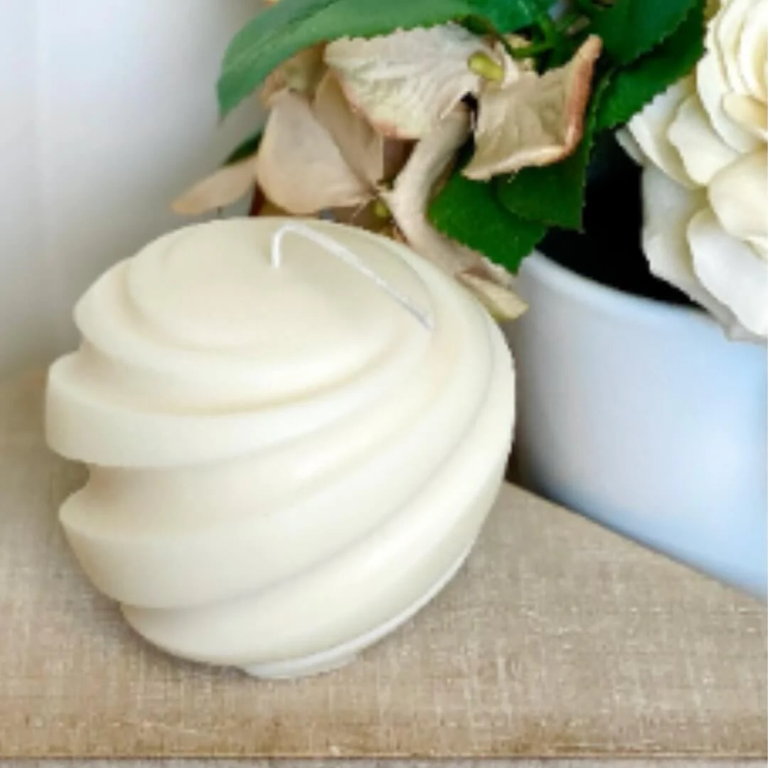Swirl Candle | Minimalist Creation - Image 6