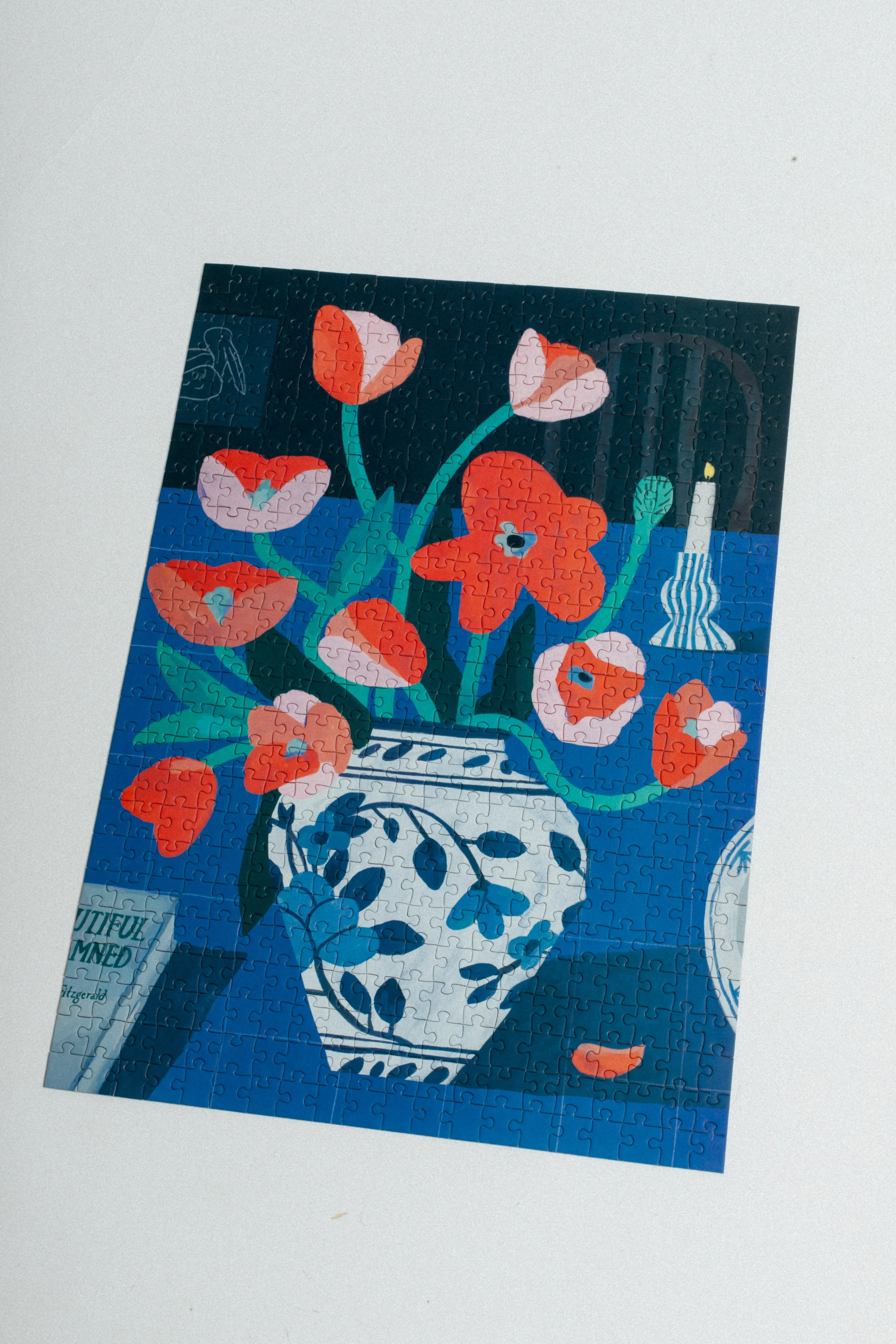 Table for Tulip (500 Piece) - Image 8