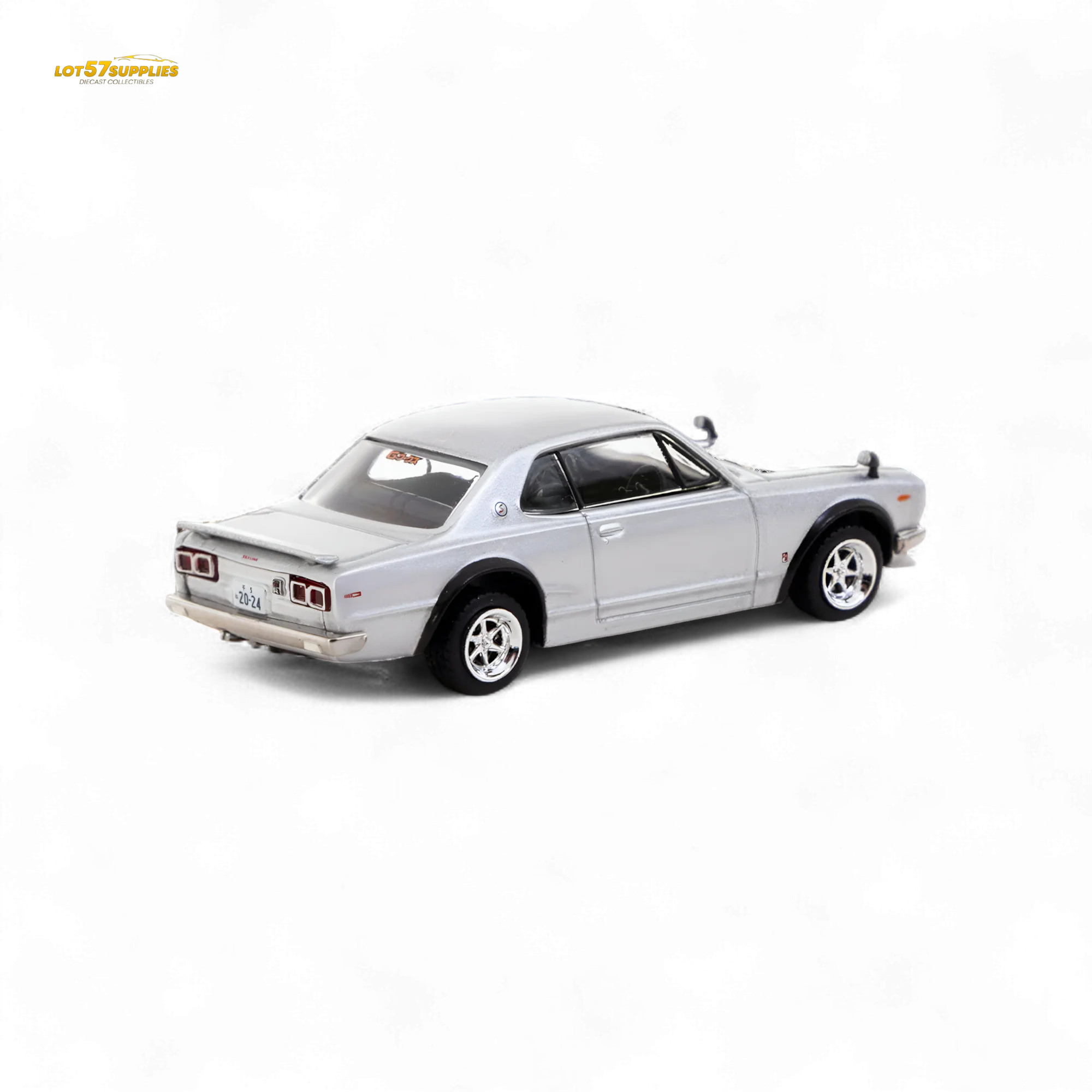 Tarmac Works Nissan Skyline 2000 GT-R Silver 1:64 - Image 2