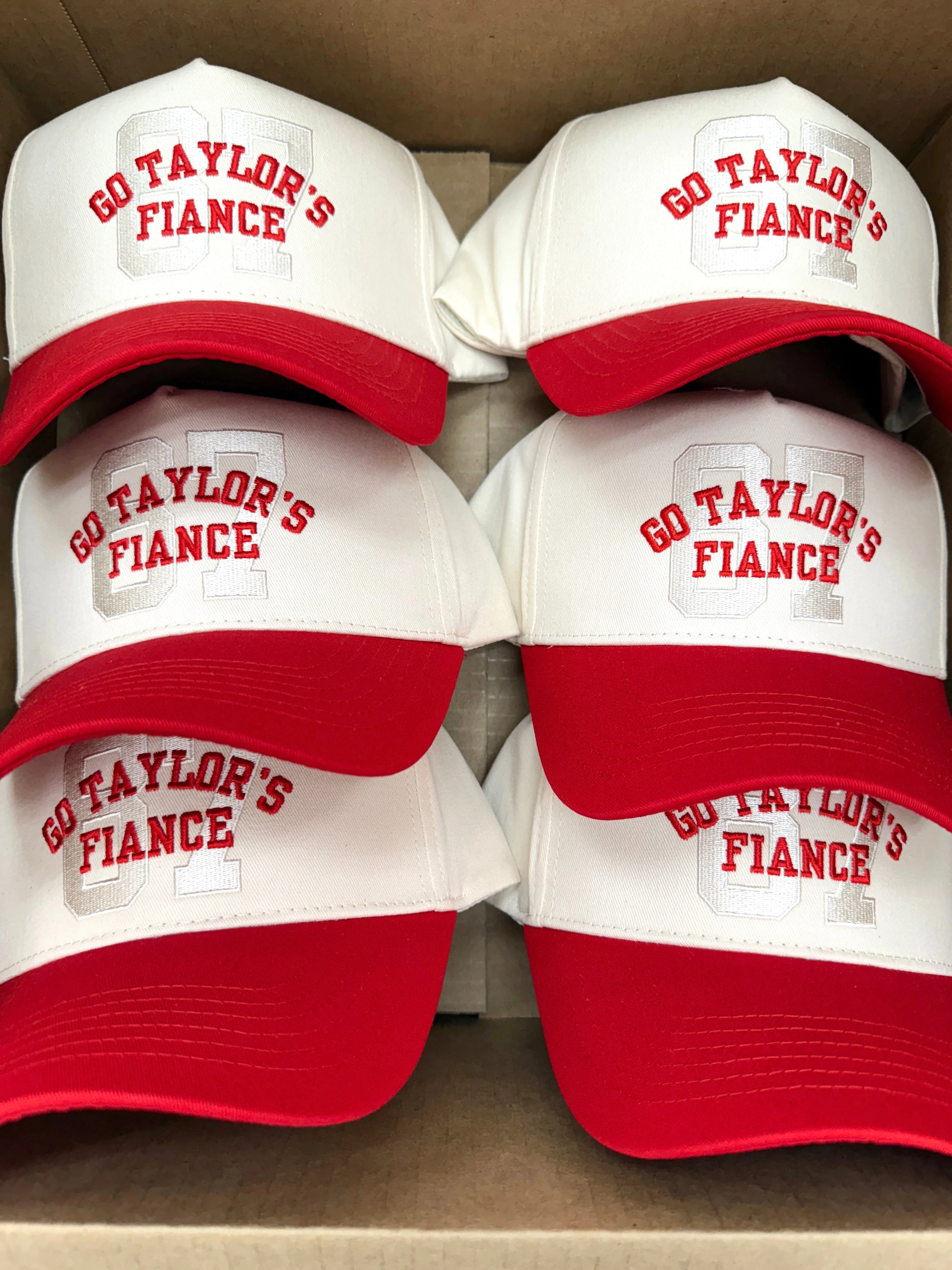 Tay & Trav Trucker Hats - Image 9