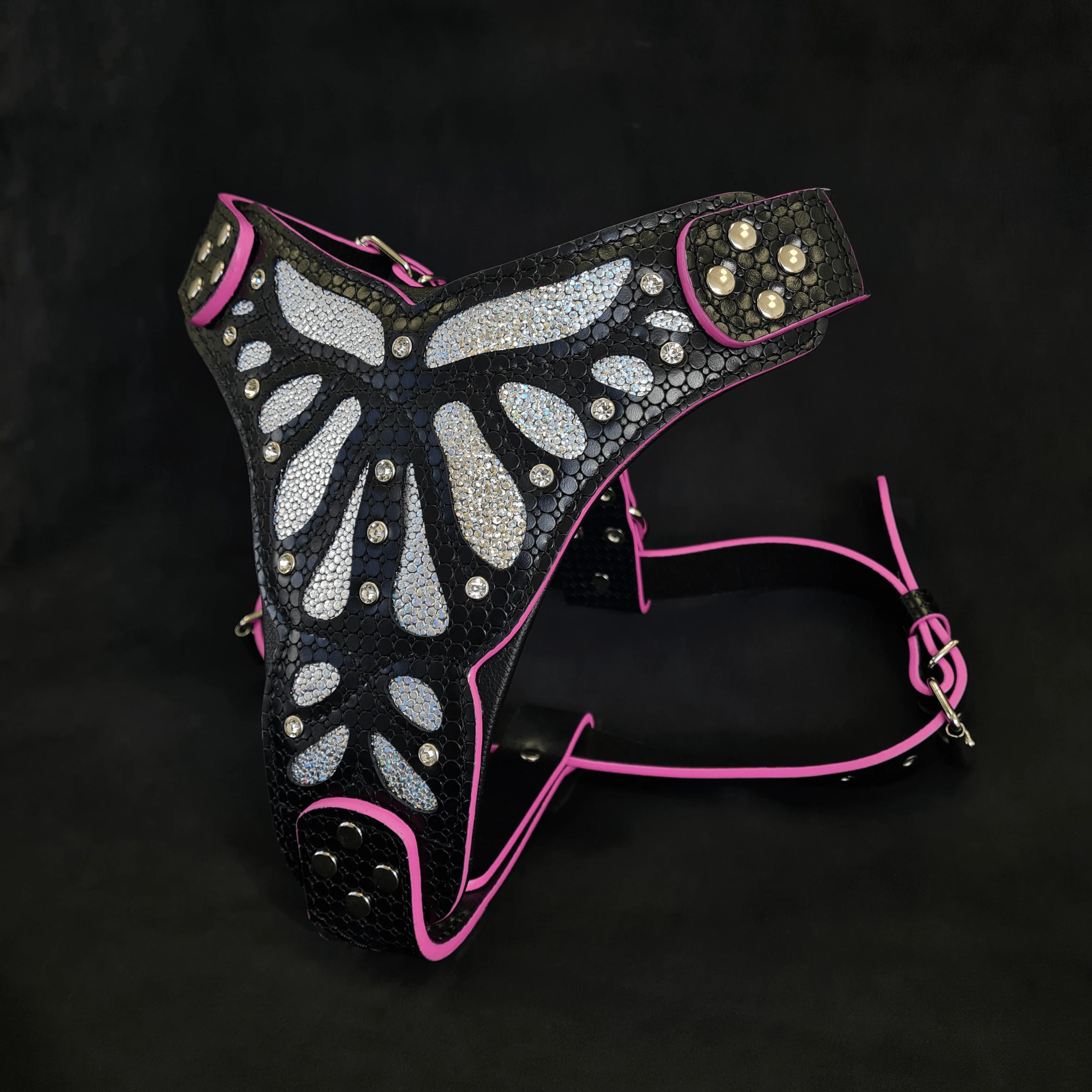 The ''Ariel'' harness - Image 2