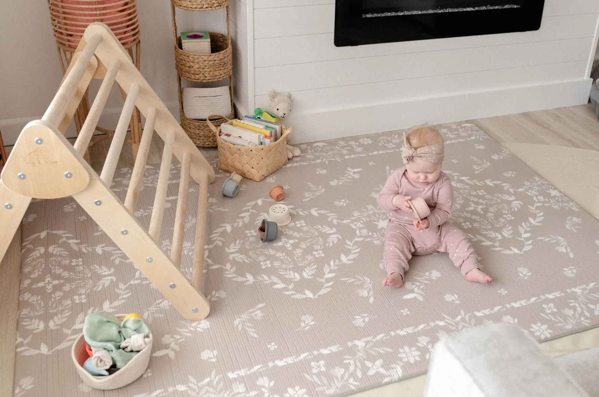 The August Rose Sand Shwally Playmat - Image 5