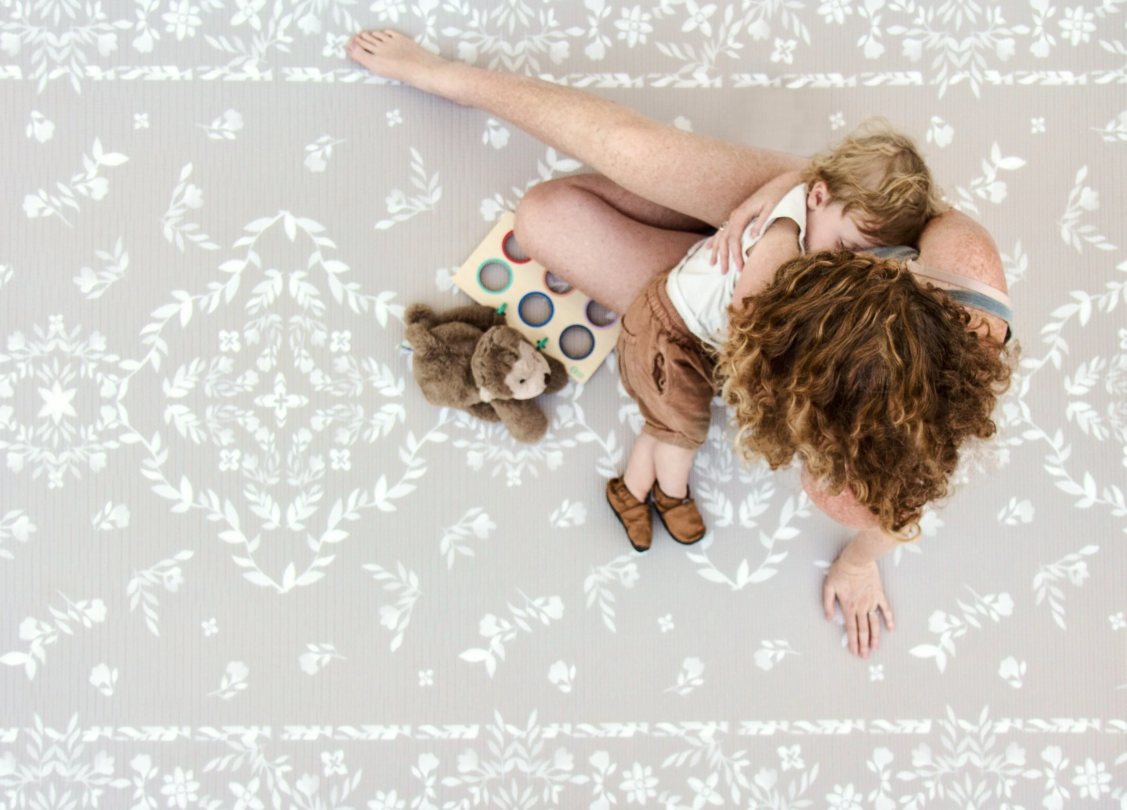The August Rose Sand Shwally Playmat - Image 6