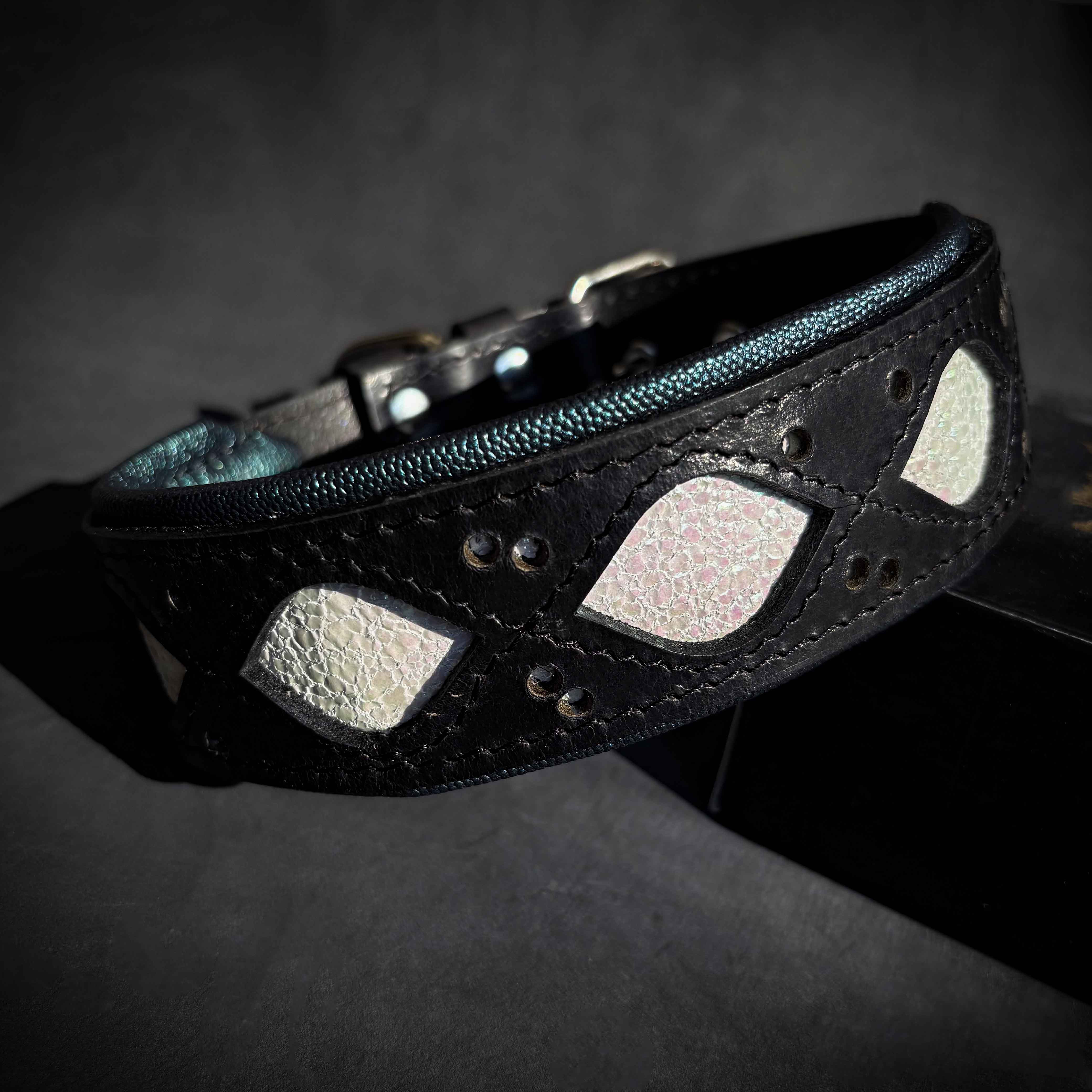 The Avatar Collar - Image 2