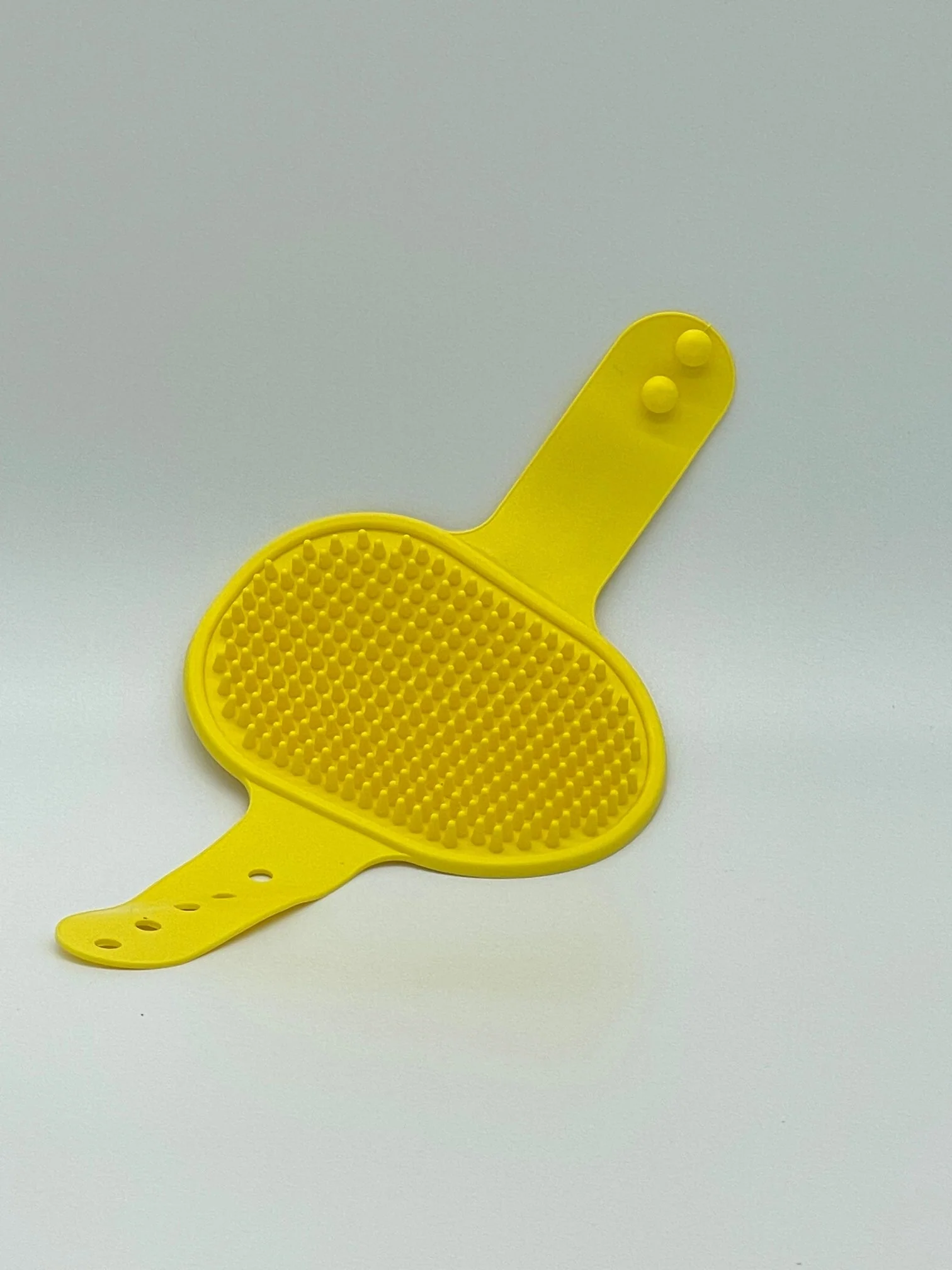 The Grooming Brush - Image 3