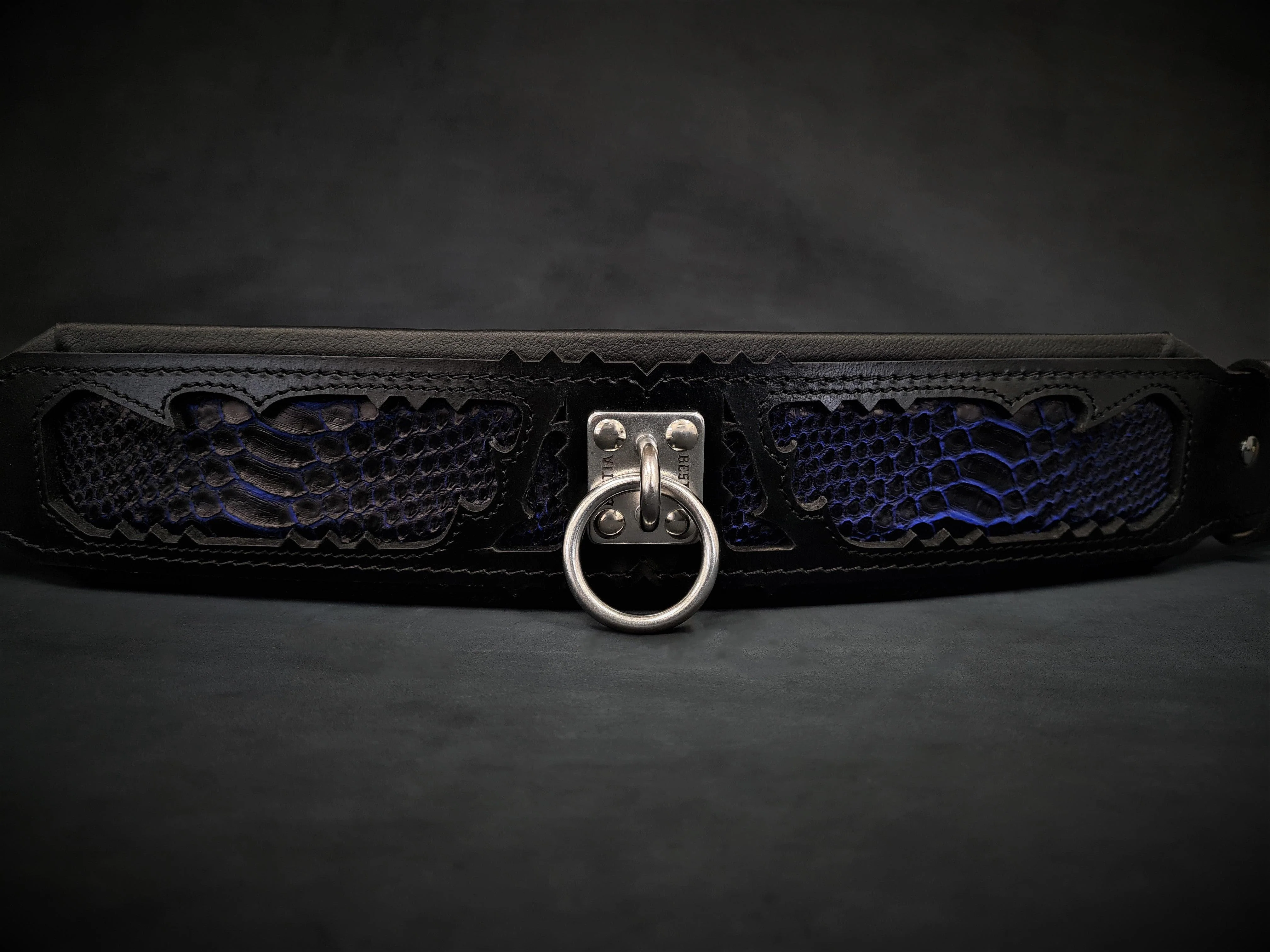 The ''Indigo'' collar - Image 2