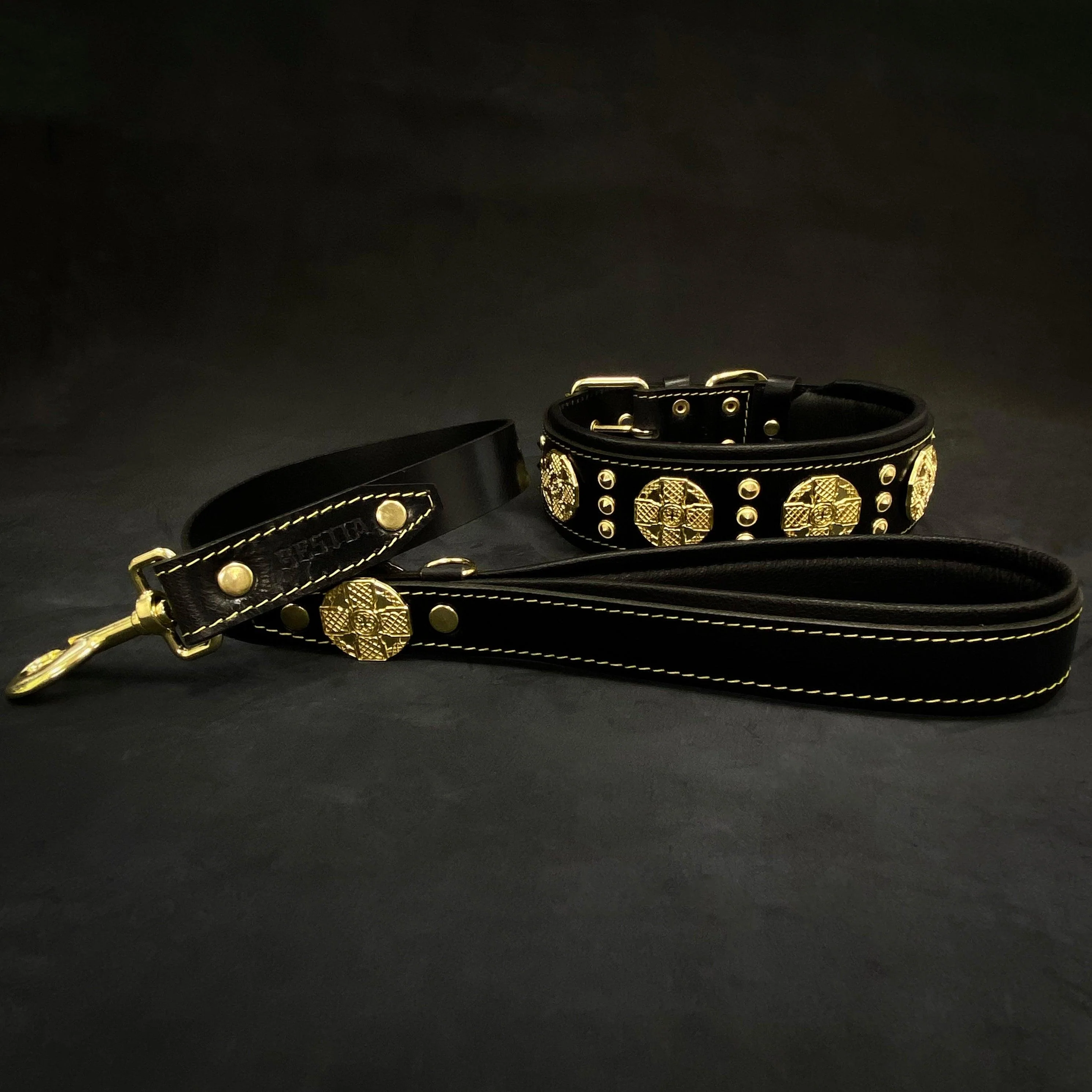 The "Maximus" collar 2.5 inch wide black & gold - Image 2