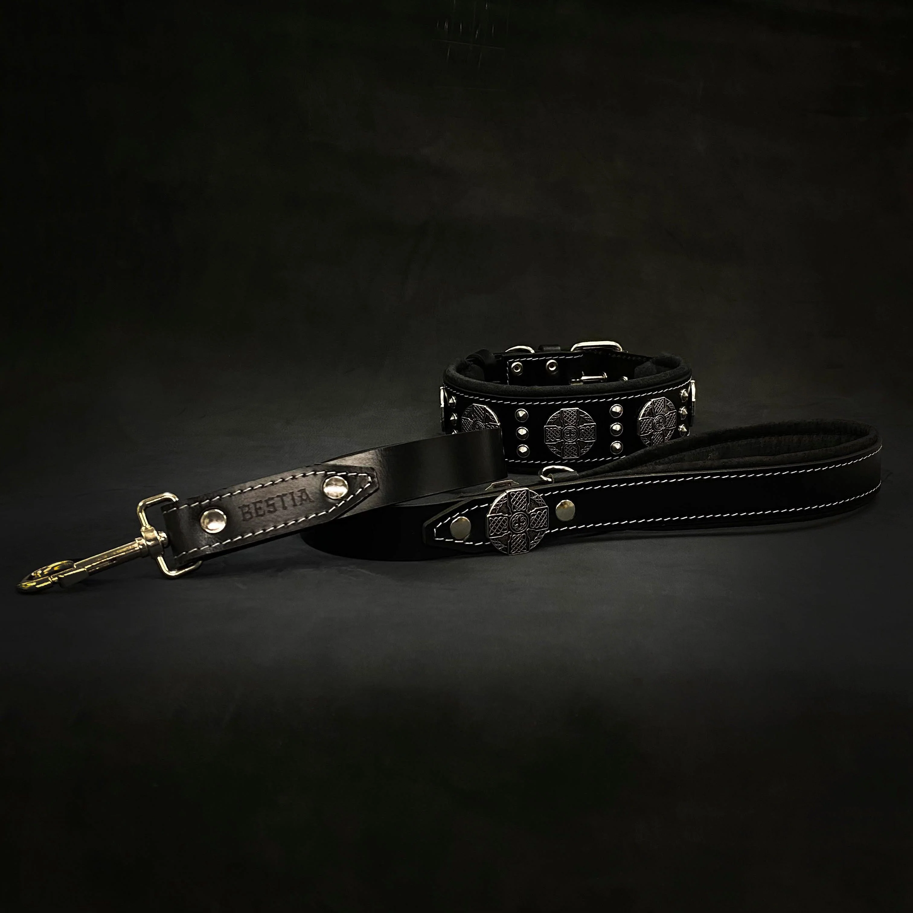 The "Maximus" collar 2.5 inch wide black & silver - Image 7
