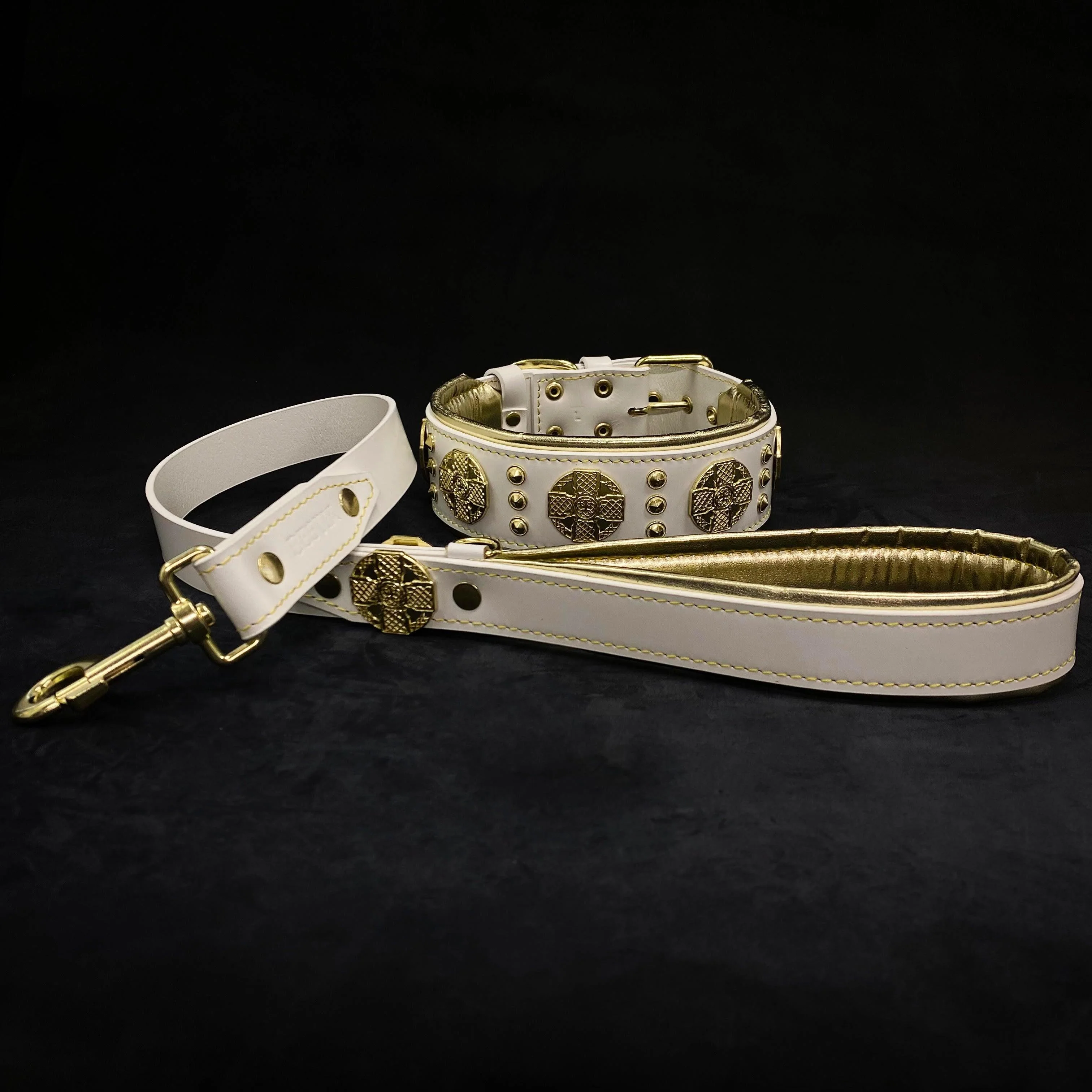 The "Maximus" collar 2.5 inch wide white & gold - Image 6