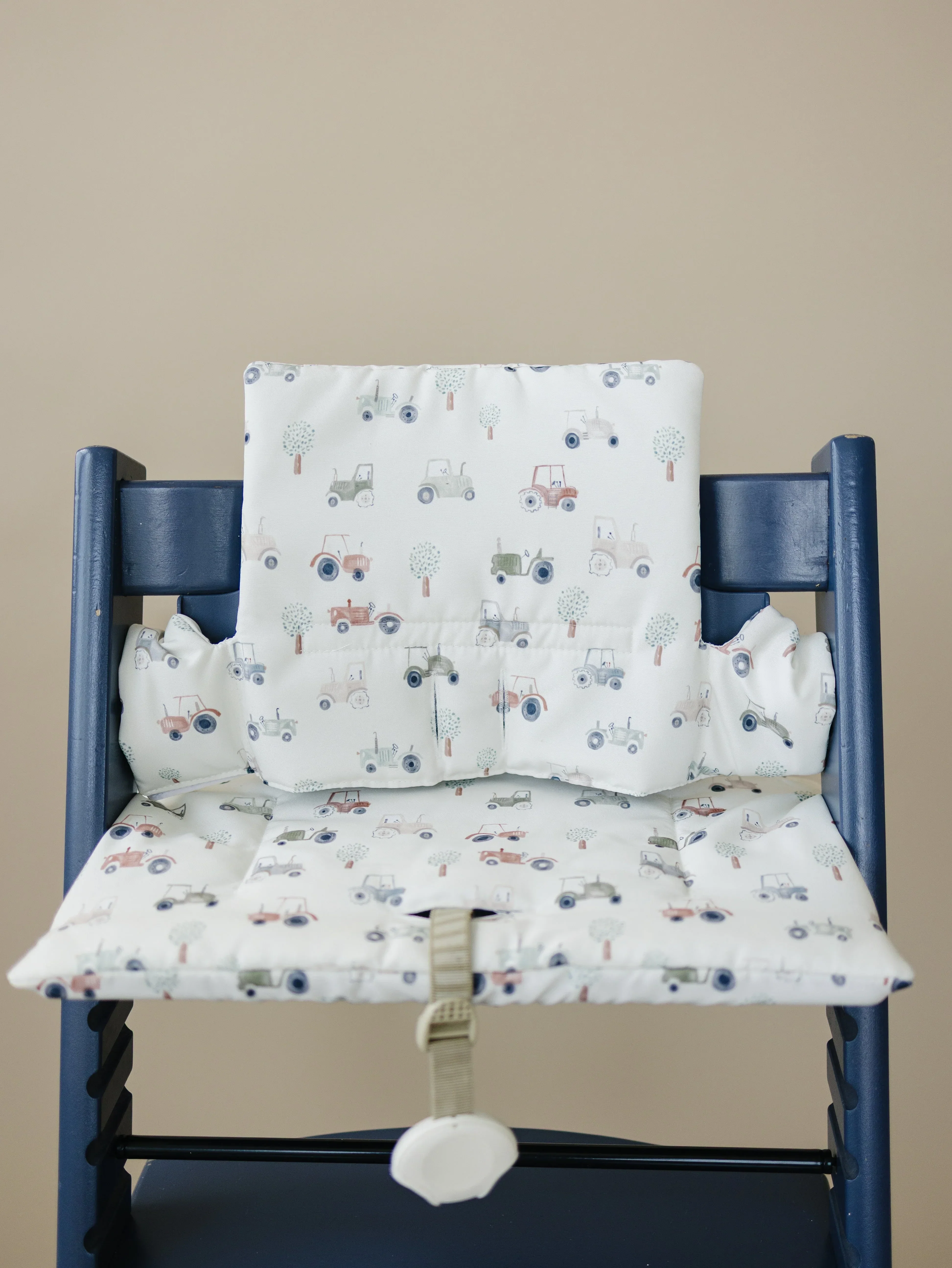 Tiny Tractors Cushion for the Stokke Tripp Trapp Highchair - Image 6