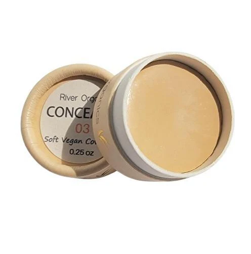 Titanium Dioxide-Free, Zero-Waste Vegan Concealer - Image 10