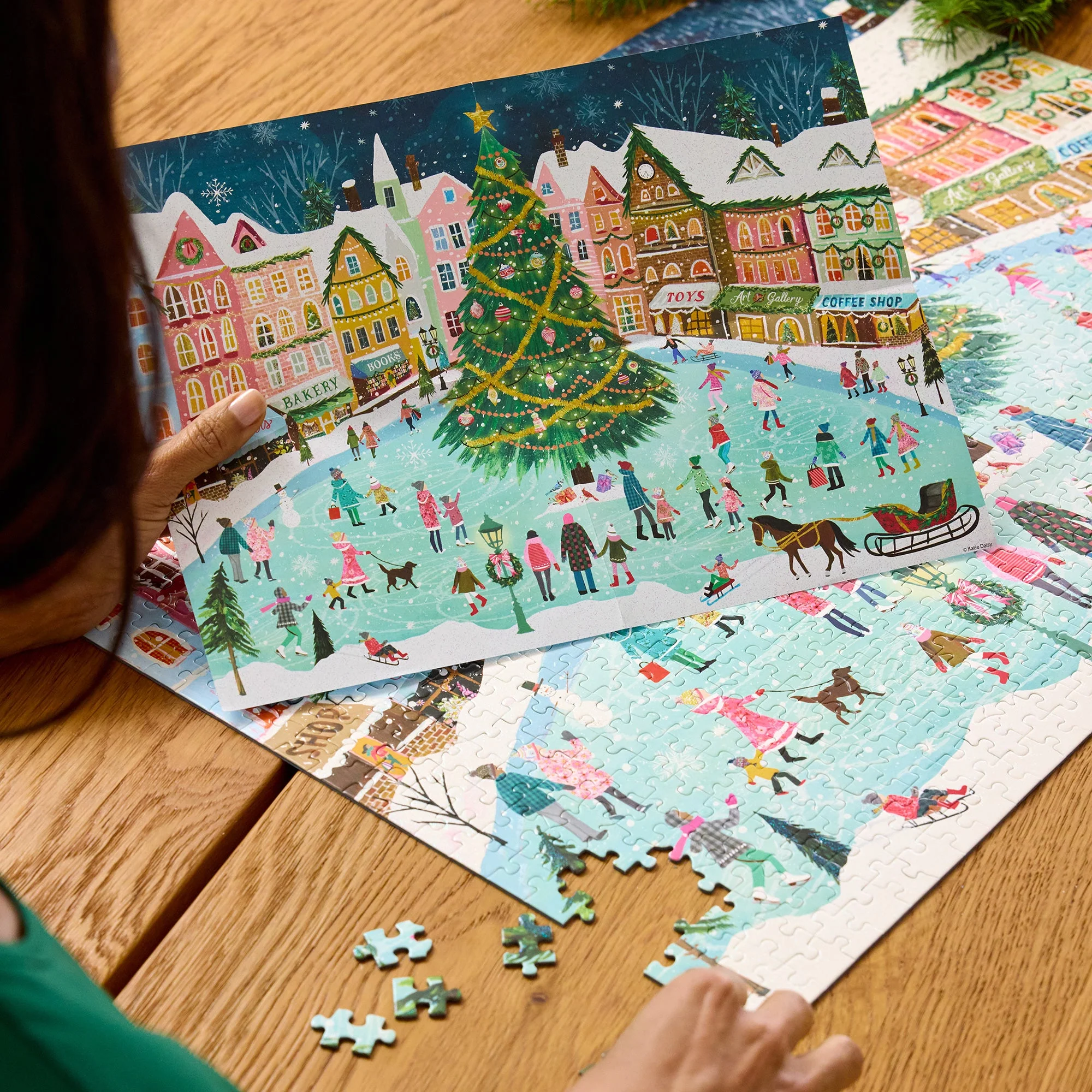 Town Square 1000 Piece Puzzle - Image 3