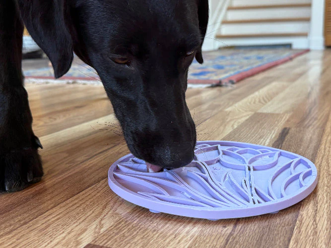 Tulip Design eMat - Enrichment Lick Mat For Dogs and Cats - With Suction Cups | USA Made - Image 9
