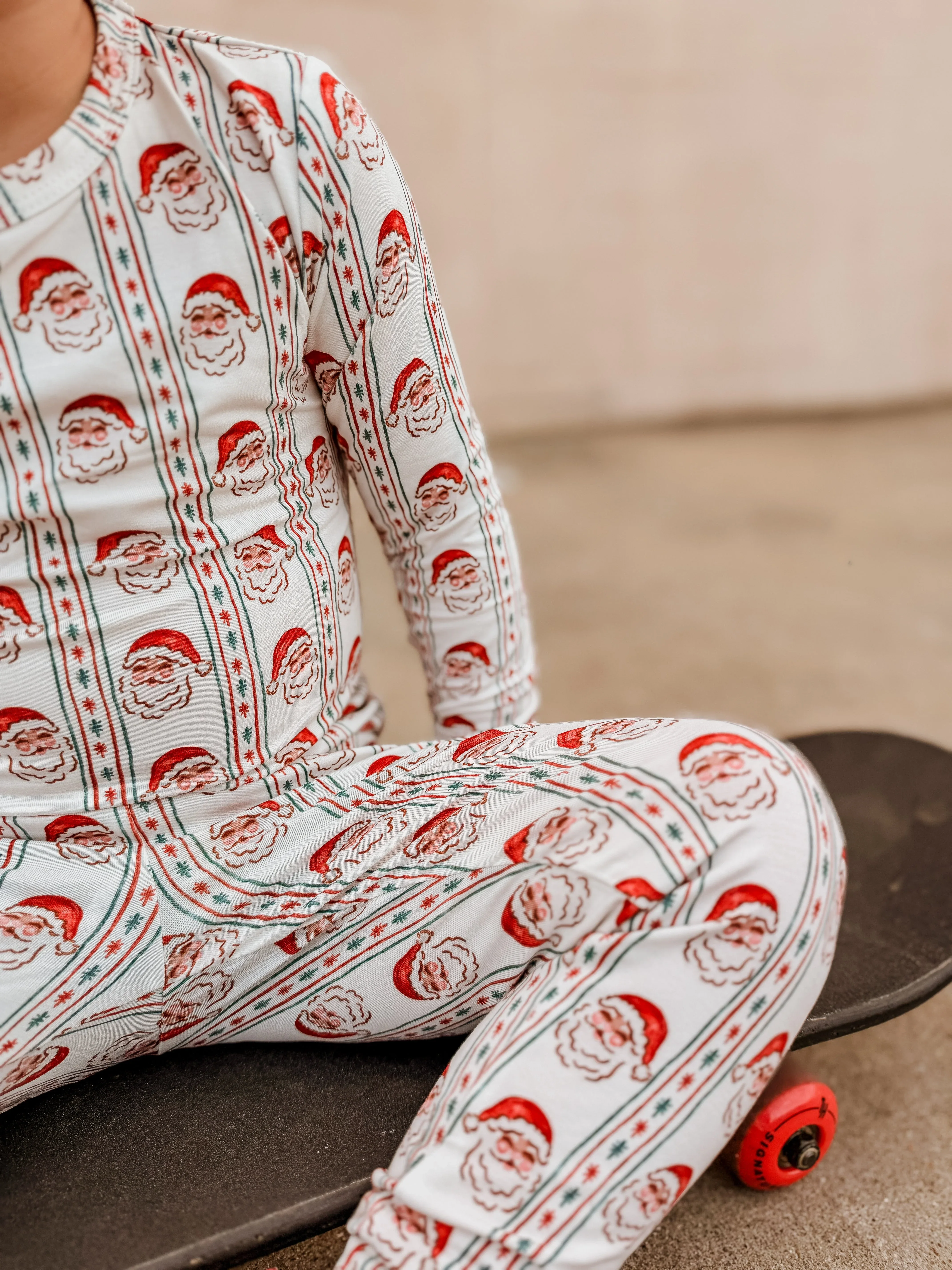 Vintage Santa Bamboo Christmas Pajamas - 2pc Set - Image 11