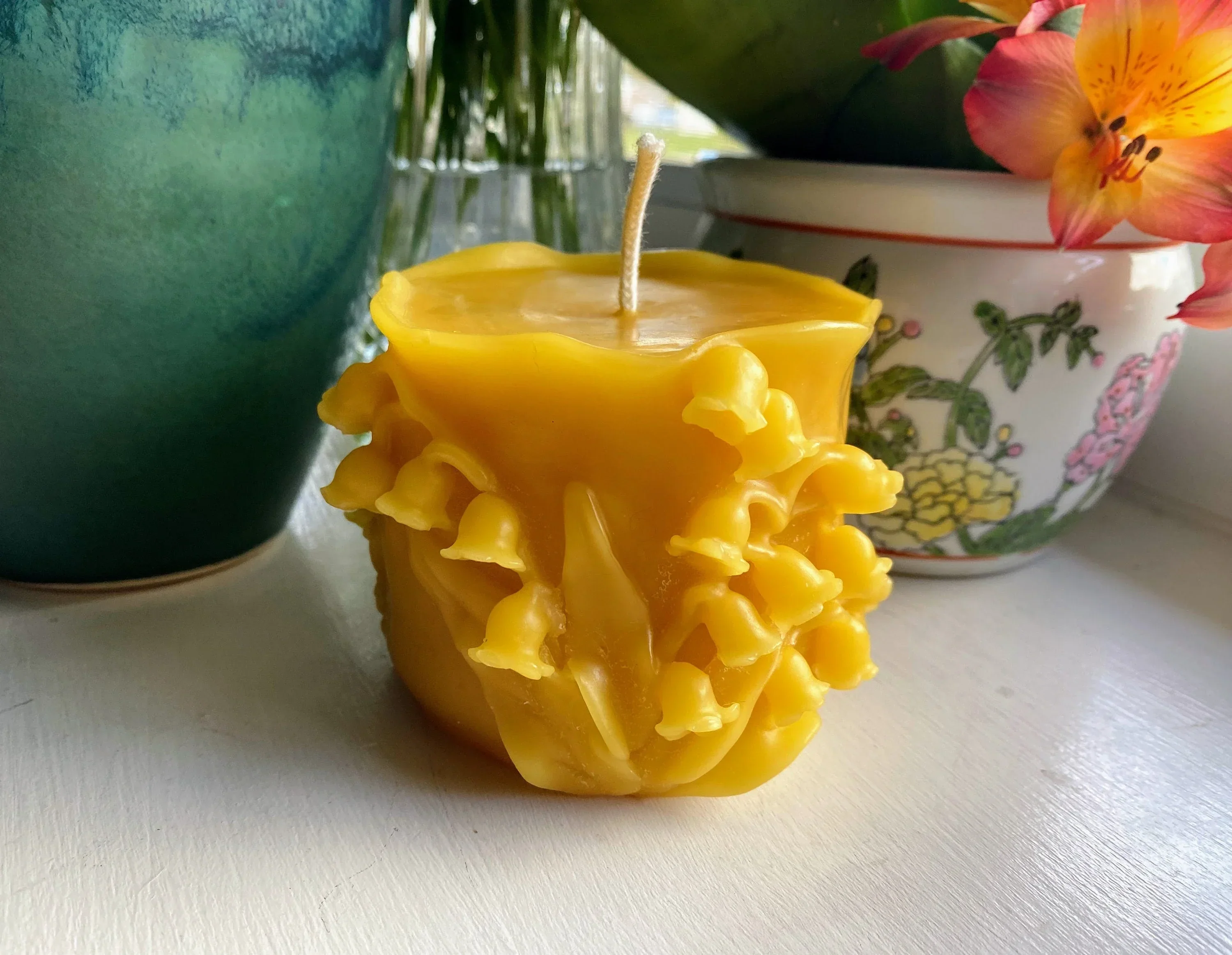 Wandering Lily Beeswax Candles - Image 4