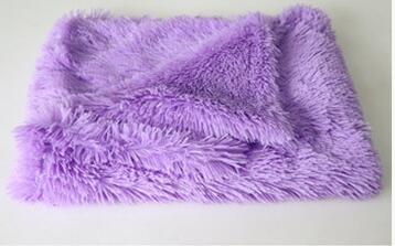 Warm Soft Wool Pet Blanket - Image 3