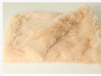 Warm Soft Wool Pet Blanket - Image 7