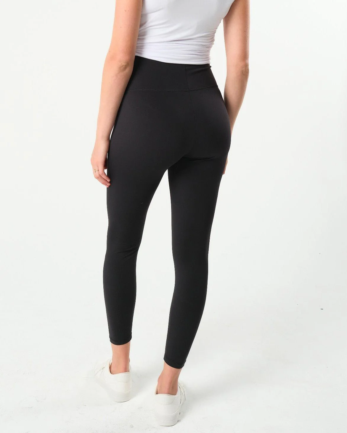Wear Everywhere Eco Leggings w/Pocket - Image 5