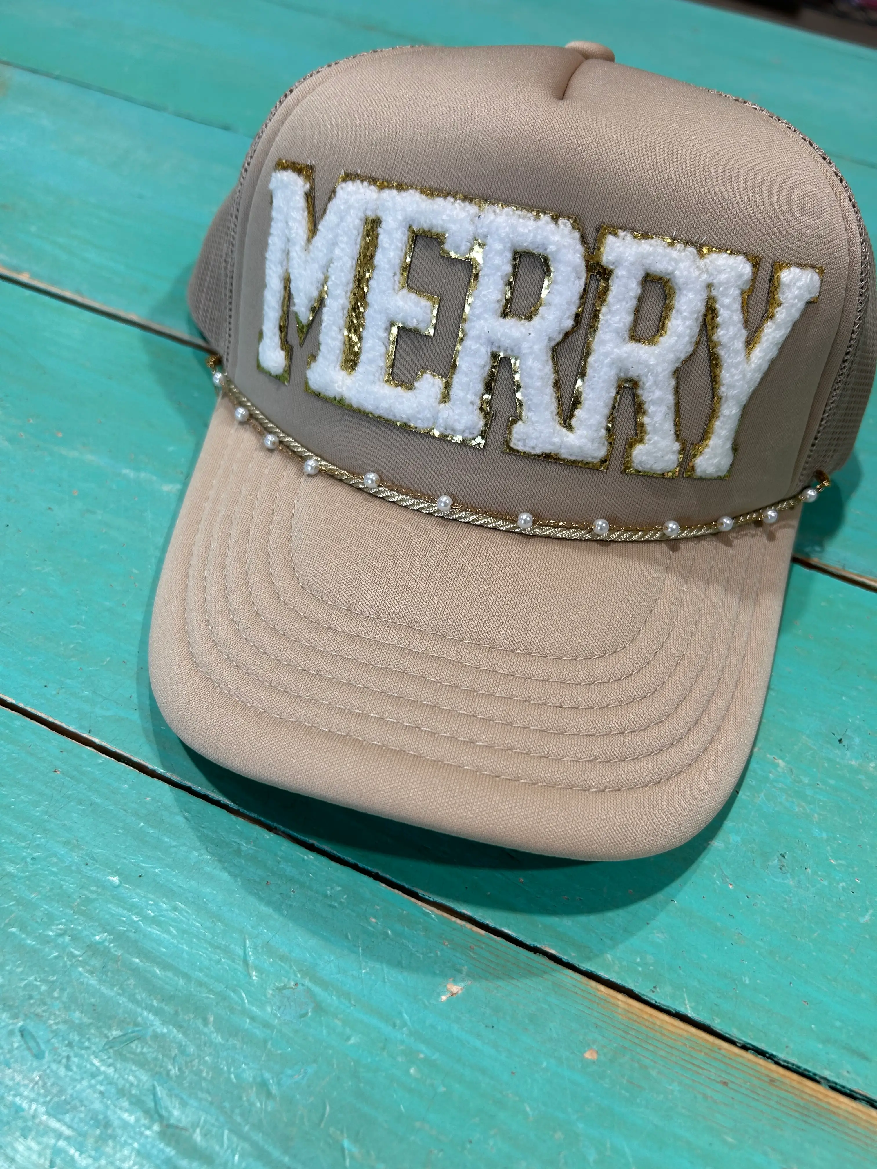 White Chenille Merry Trucker - Image 7