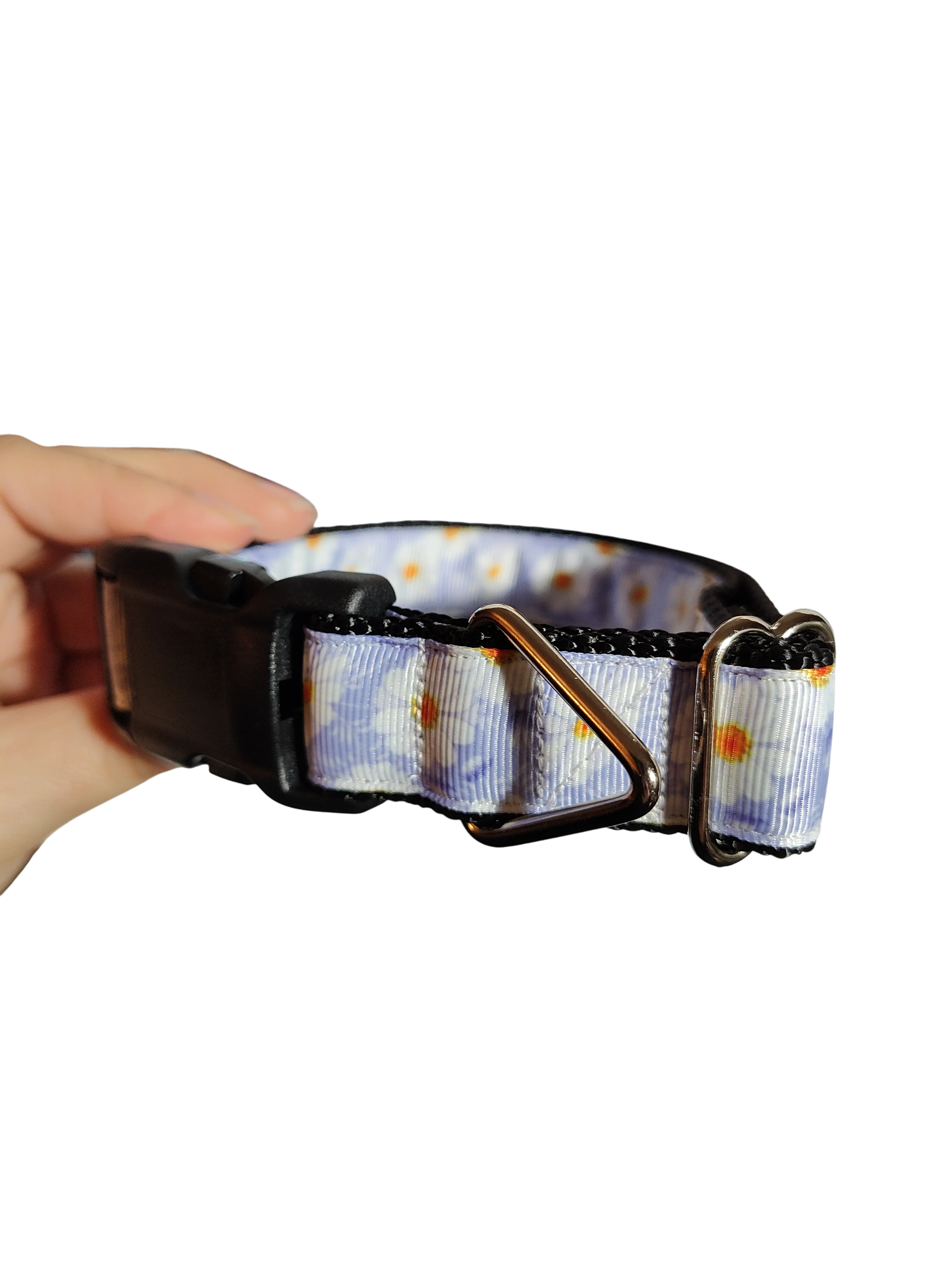 White Flowers Nylon Dog Collar - Image 2