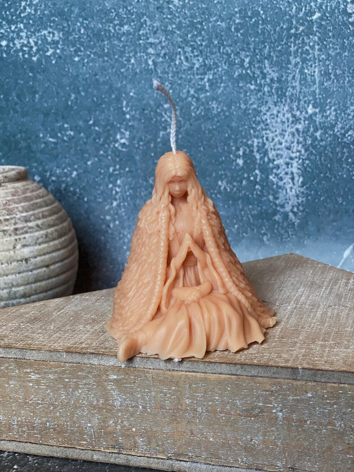Wicked Witch Candle – Enchant Your Space with Irresistible Fragrance - Image 5