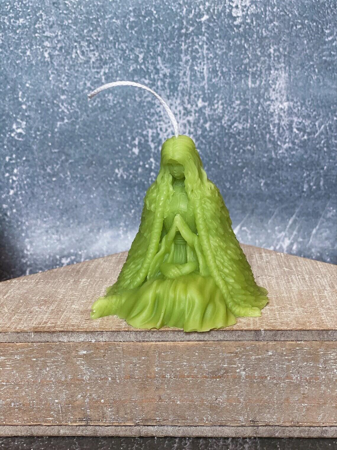 Wicked Witch Candle – Enchant Your Space with Irresistible Fragrance - Image 6