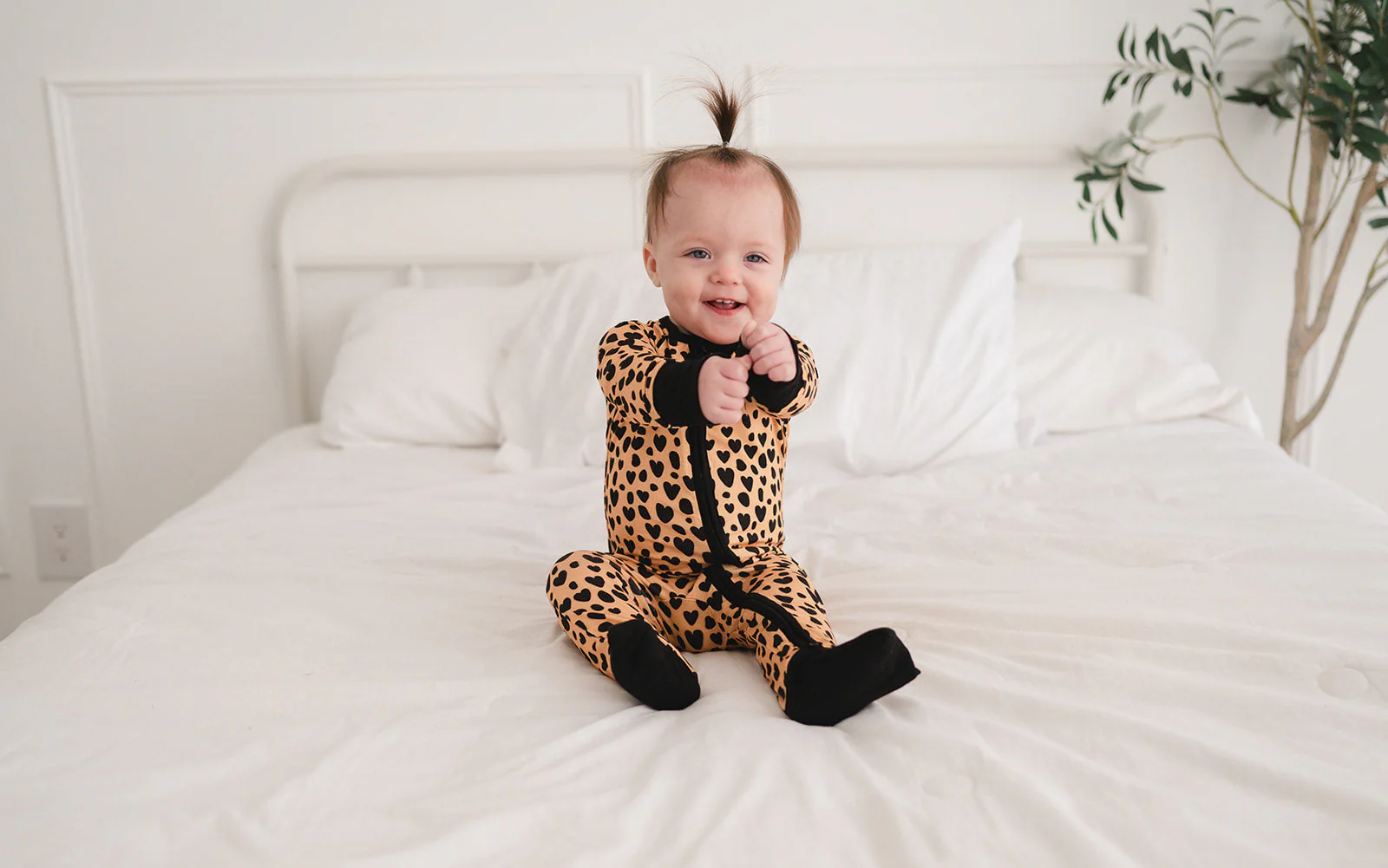 Wild Love (Convertible Zip Footies) - Image 9
