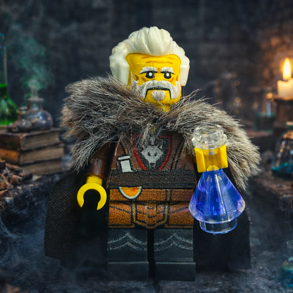 Wolfpack Alchemist Minifig - Image 2