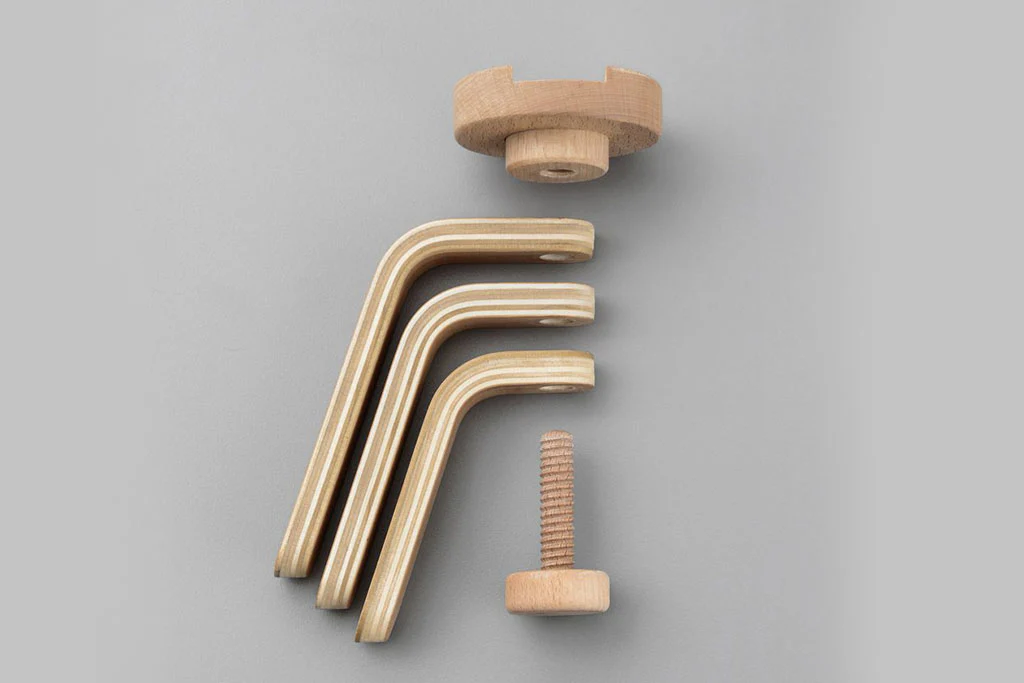 Wooden Tripod - Image 2