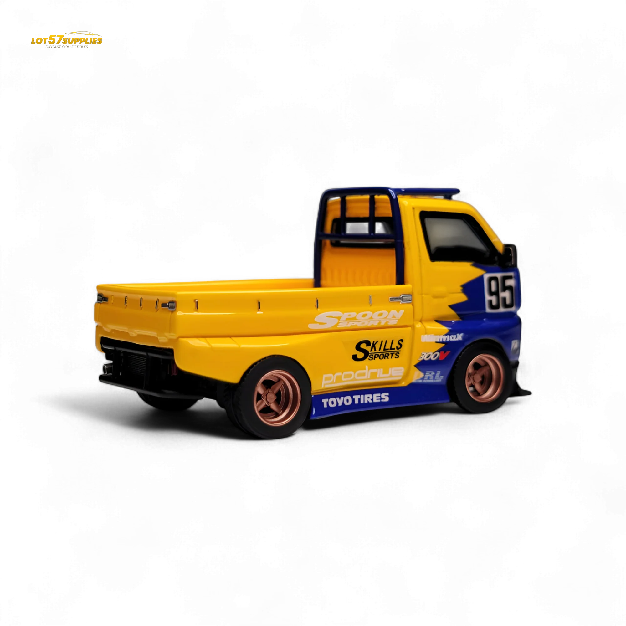 YM Model Suzuki Carry D12 Widebody 1:64 - Image 3