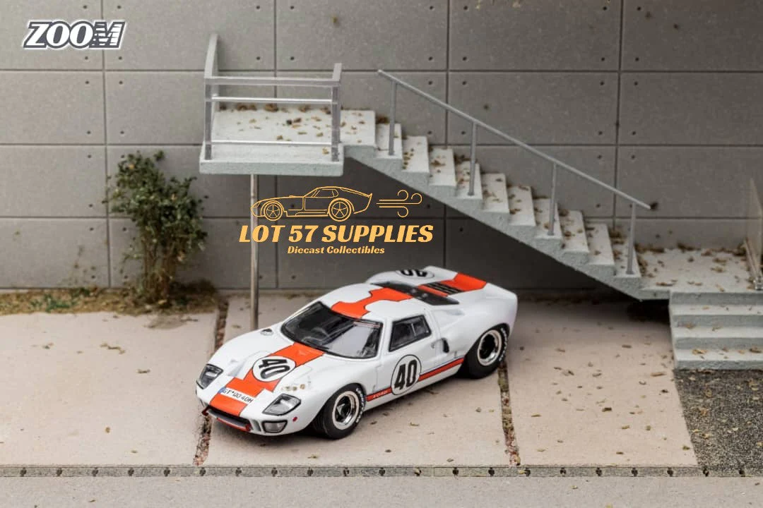 Zoom Ford GT40 MK1 Gulf Livery 1:64 - Image 4